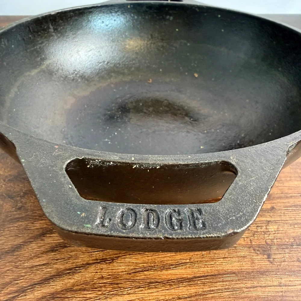 Vintage Lodge 9MW Cast Iron Mini Wok Double Handle USA Seasoned 9 Inch